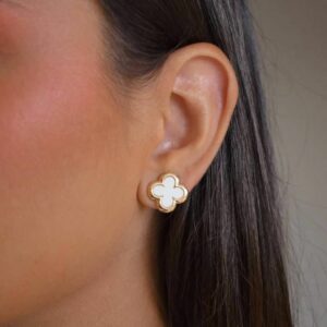 Fixed Clover Stud Earring with Mother Pearl and Gold-Tone Finish